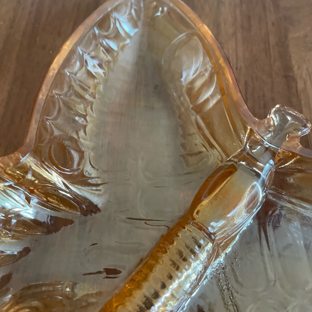 Jeanette Marigold Carnival Glass Butterfly Dish - Picture 6 of 6